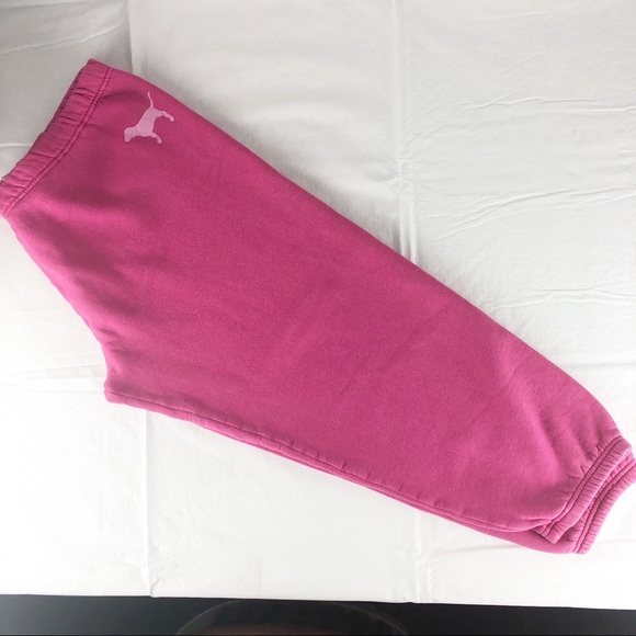 PINK Victoria's Secret Pants - 🍀 VS PINK crop sweats